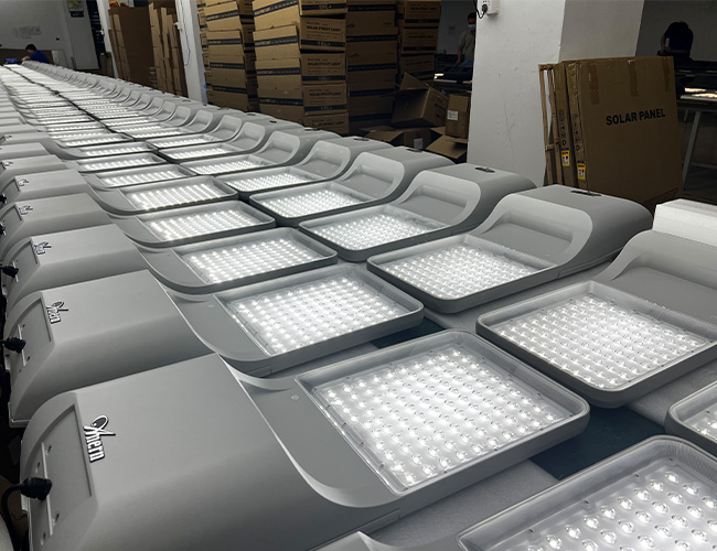 Tudo em dois luz de rua solar aplicação