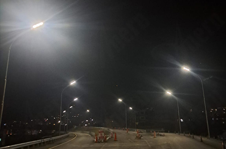 Illuminates Nepal with 60 Sets of SLV-120W Solar Street Lights